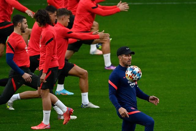 亚历山大32分雷霆克76人 骑士终结步行者6连胜